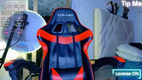 Snapshot of perfec_king00 chatting on 10-04-25, 08:07 Jacob online show from 10-04-25, 08:07