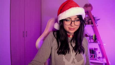 Sarah Ana Banana online show from 12-13-24, 02:43