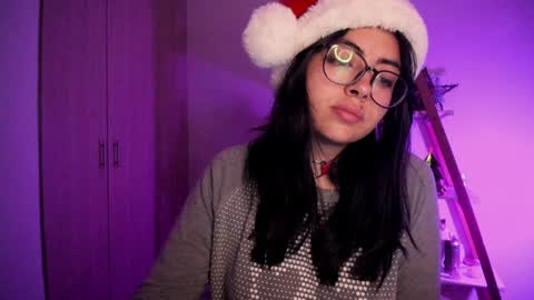 Sarah Ana Banana online show from 12-13-24, 09:35