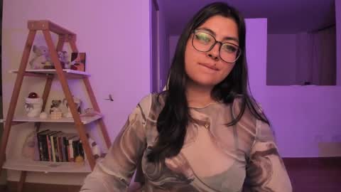 Sarah Ana Banana online show from 02-18-25, 08:27