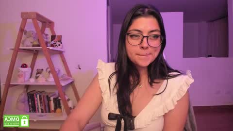 Sarah Ana Banana online show from 02-25-25, 02:58