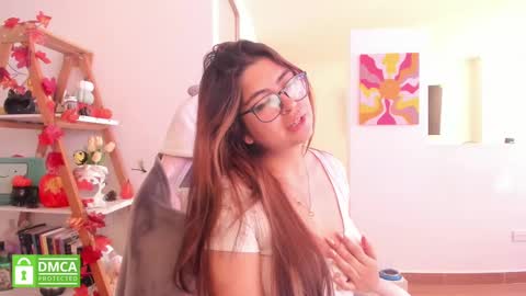 Sarah Ana Banana online show from 10-29-25, 08:54