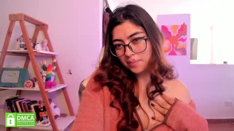 Sarah Ana Banana online show from 04-17-26, 06:33