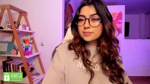 Sarah Ana Banana online show from 04-30-26, 01:23