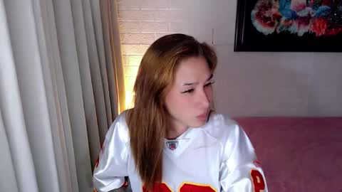 Chloe online show from 12-01-25, 06:51