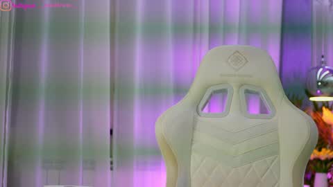 Dee online show from 01-09-26, 05:48