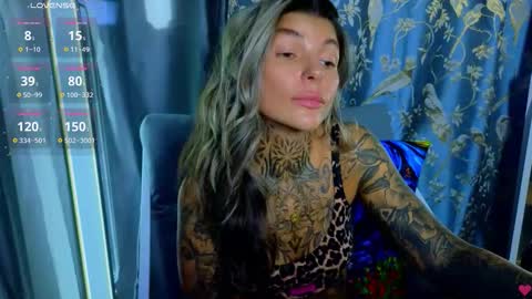 Snapshot of perfecttbaby77n chatting on 11-10-25, 10:47 Anna online show from 11-10-25, 10:47