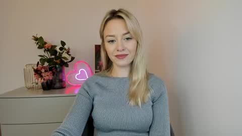 Snapshot of perfectxcindy chatting on 12-15-24, 10:28 Cindy online show from 12-15-24, 10:28