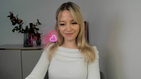 Snapshot of perfectxcindy chatting on 01-15-25, 09:24 Cindy online show from 01-15-25, 09:24