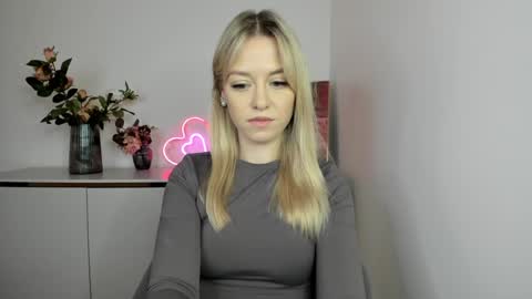 Snapshot of perfectxcindy chatting on 01-23-25, 09:29 Cindy online show from 01-23-25, 09:29