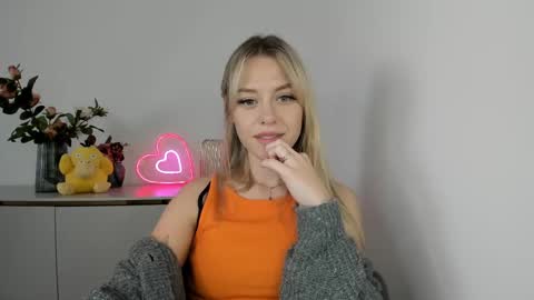 Snapshot of perfectxcindy chatting on 02-13-25, 12:32 Cindy online show from 02-13-25, 12:32