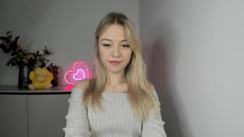 Snapshot of perfectxcindy chatting on 02-14-25, 05:19 Cindy online show from 02-14-25, 05:19