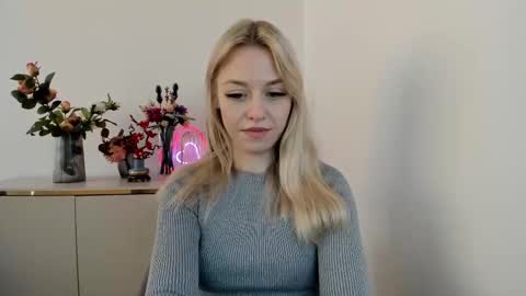 Snapshot of perfectxcindy chatting on 02-24-25, 10:15 Cindy online show from 02-24-25, 10:15