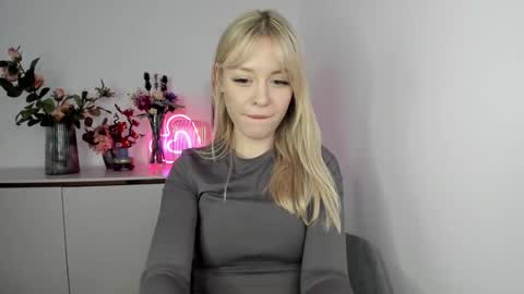 Snapshot of perfectxcindy chatting on 02-27-25, 09:32 Cindy online show from 02-27-25, 09:32