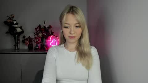 Snapshot of perfectxcindy chatting on 03-04-25, 06:26 Cindy online show from 03-04-25, 06:26