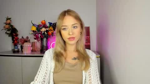 Snapshot of perfectxcindy chatting on 10-22-25, 05:30 Cindy online show from 10-22-25, 05:30