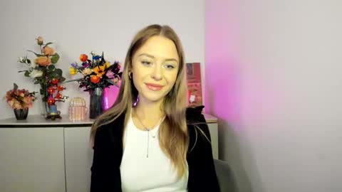 Snapshot of perfectxcindy chatting on 11-14-25, 06:34 Cindy online show from 11-14-25, 06:34