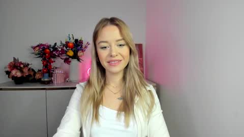 Snapshot of perfectxcindy chatting on 11-28-25, 07:33 Cindy online show from 11-28-25, 07:33