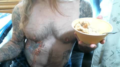 Snapshot of perkymalenipples chatting on 01-16-25, 04:07 perkymalenipples online show from 01-16-25, 04:07