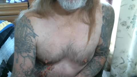 Snapshot of perkymalenipples chatting on 02-20-25, 02:13 perkymalenipples online show from 02-20-25, 02:13