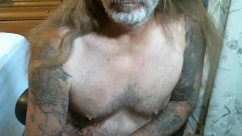 Snapshot of perkymalenipples chatting on 09-20-25, 01:01 perkymalenipples online show from 09-20-25, 01:01