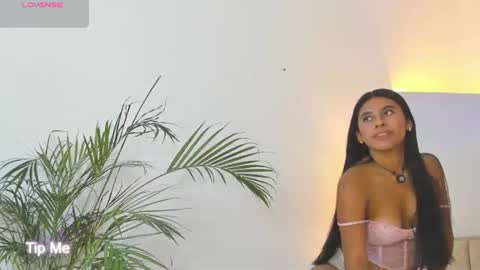 Perla Latina online show from 07-28-26, 03:21