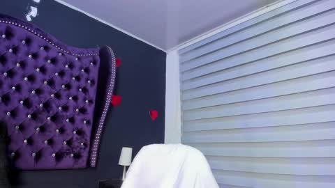 Perla online show from 03-02-25, 03:24