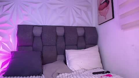  PERLA online show from 04-22-26, 06:42