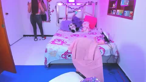 PERLA online show from 11-12-25, 12:55