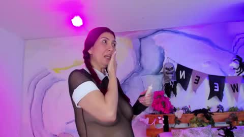 Perla Franco online show from 10-10-25, 05:28