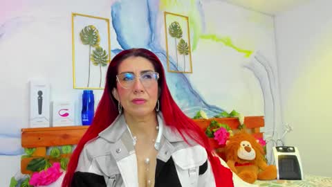 Perla Franco online show from 11-24-25, 07:30