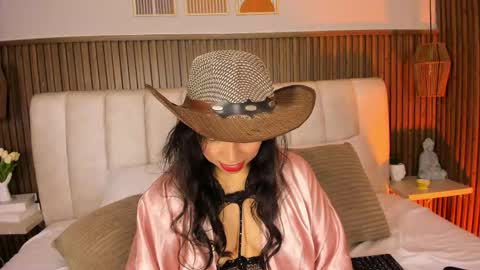 Snapshot of perlapreciosa chatting on 05-22-26, 04:19 PerlaPreciosa online show from 05-22-26, 04:19