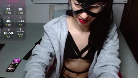 Snapshot of persefone_fire chatting on 02-24-25, 10:37 persefone_fire online show from 02-24-25, 10:37
