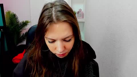 horror flying on the wings of the night.... online show from 01-24-25, 05:42