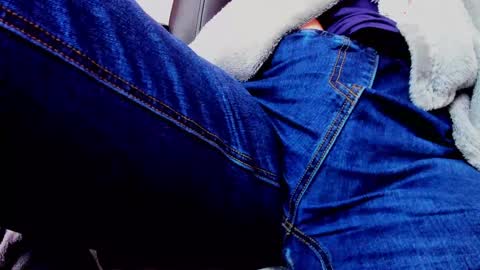 horror flying on the wings of the night.... online show from 02-01-25, 03:07