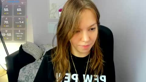 horror flying on the wings of the night.... online show from 04-28-26, 03:06