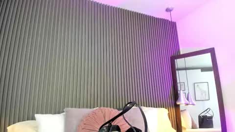 Lizza online show from 11-25-25, 11:32