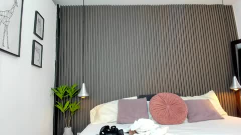 Lizza online show from 05-26-26, 11:39