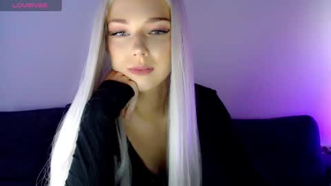 Isabella online show from 01-10-25, 06:53