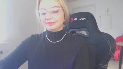 petalkiss online show from 09-18-25, 01:35