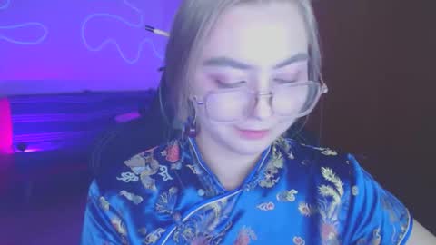 petalkiss online show from 10-04-25, 08:07