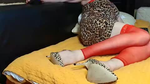 Snapshot of peter196888 chatting on 09-15-25, 02:44 peter196888 online show from 09-15-25, 02:44