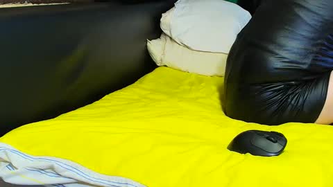 Snapshot of peter196888 chatting on 10-25-25, 07:52 peter196888 online show from 10-25-25, 07:52