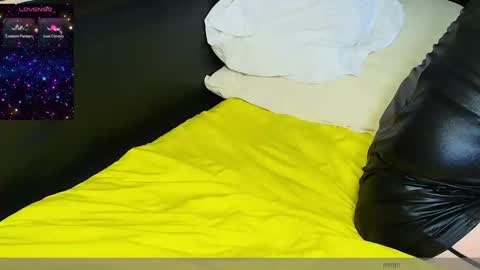 Snapshot of peter196888 chatting on 10-26-25, 10:04 peter196888 online show from 10-26-25, 10:04