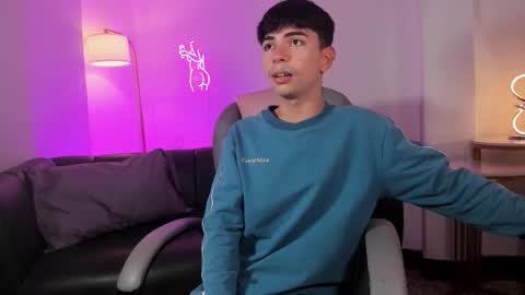 Peter online show from 11-27-25, 06:10