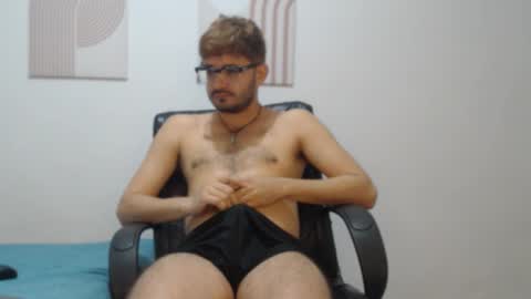 Snapshot of peter_x_annaud chatting on 12-20-25, 02:13 FELIPE online show from 12-20-25, 02:13