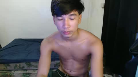 Snapshot of peterfan07 chatting on 11-29-25, 01:14 peterfan07 online show from 11-29-25, 01:14