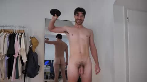 Snapshot of peterparkerrxox chatting on 10-20-25, 07:14 Peter Parker online show from 10-20-25, 07:14