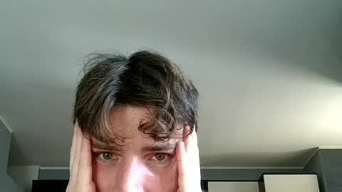 Snapshot of peterparkerrxox chatting on 11-26-25, 09:54 Peter Parker online show from 11-26-25, 09:54