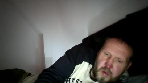 jelle online show from 04-10-26, 03:50